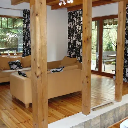 Hébergement de vacances Dom Letniskowy Bajka Rowy (Pomerania)